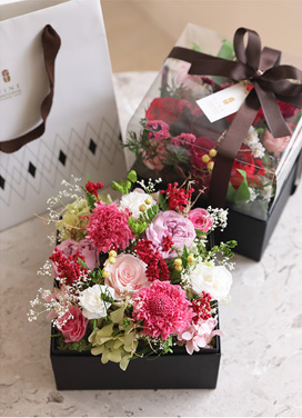 プリザーブドフラワー ギフト プレゼント 女性 記念日 インテリア ディスプレイ 誕生日 結婚祝い アレンジメント