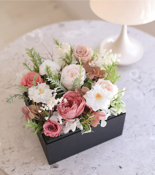 プリザーブドフラワー ギフト プレゼント 女性 記念日 インテリア ディスプレイ 誕生日 結婚祝い アレンジメント